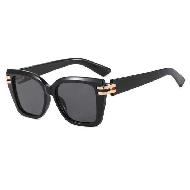 Women's stylish oversized sunglasses with luxurious details Skanto
