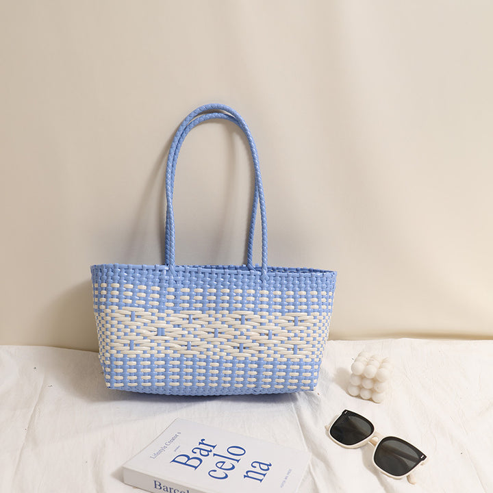 Braided tote bag with modern accents Skanto