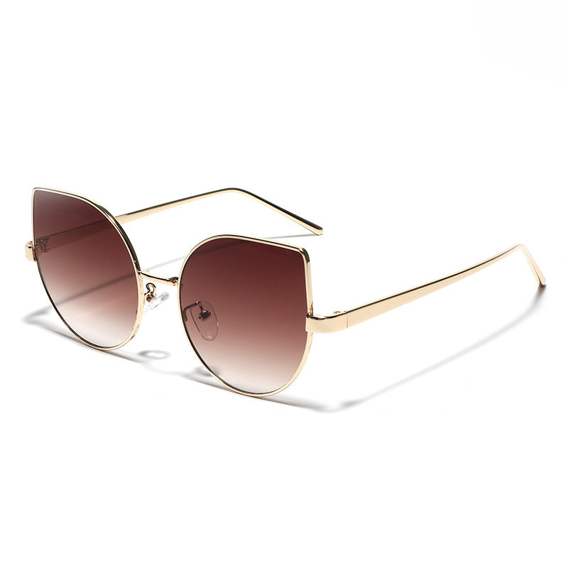 Dame Cat-Eye solbriller med polariserte linser og elegant metalramme Skanto