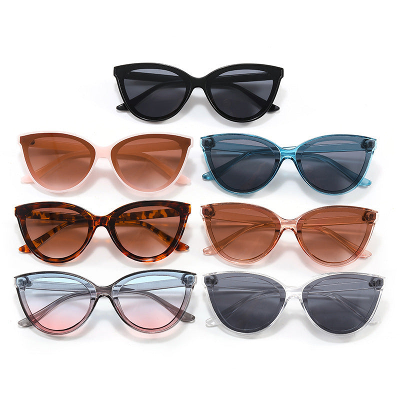 Dame stilige Cat-Eye solbriller med UV-beskyttelse og lett ramme Skanto