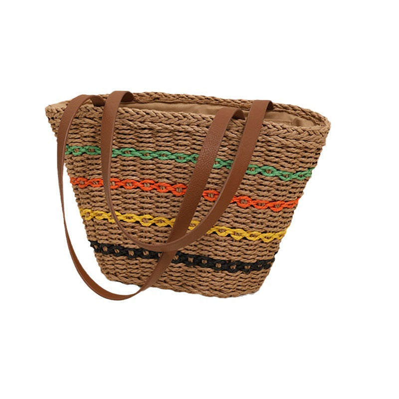 Trendy straw bag with colorful details Skanto