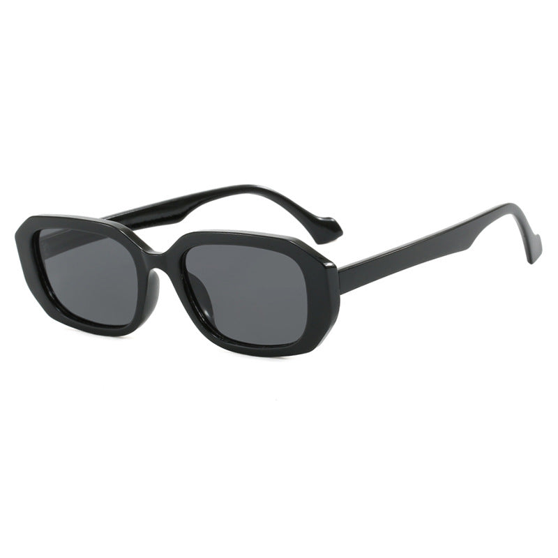 Women's fashionable sunglasses with elegant geometric design Skanto
