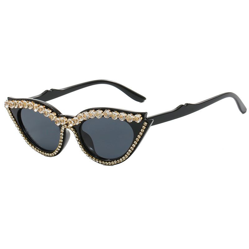 Women's Cat-Eye Sunglasses with Sparkling Rhinestones Skanto