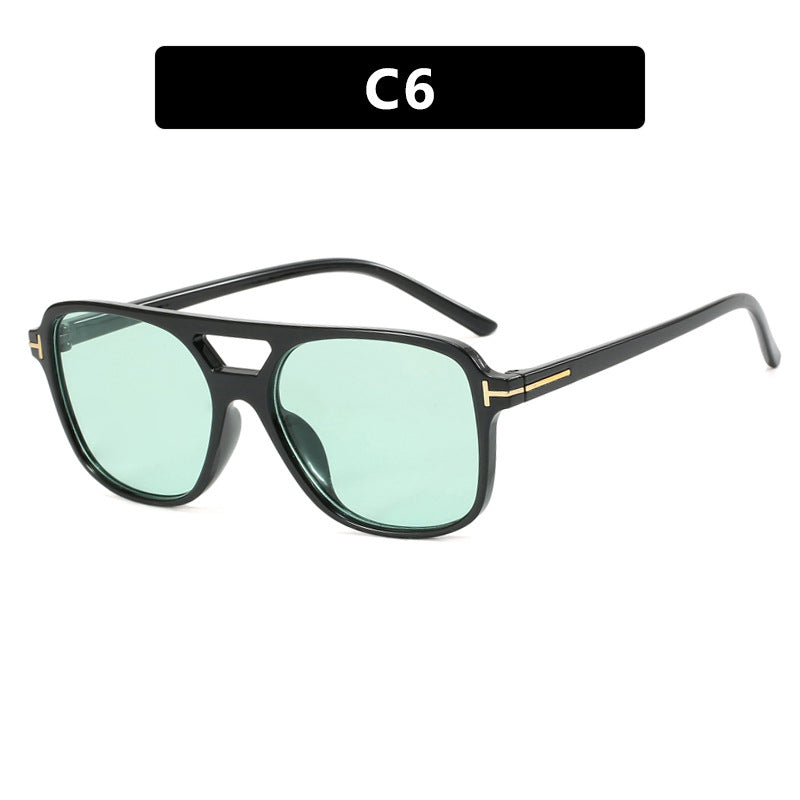 Women's trendy square sunglasses with detailed frame Skanto