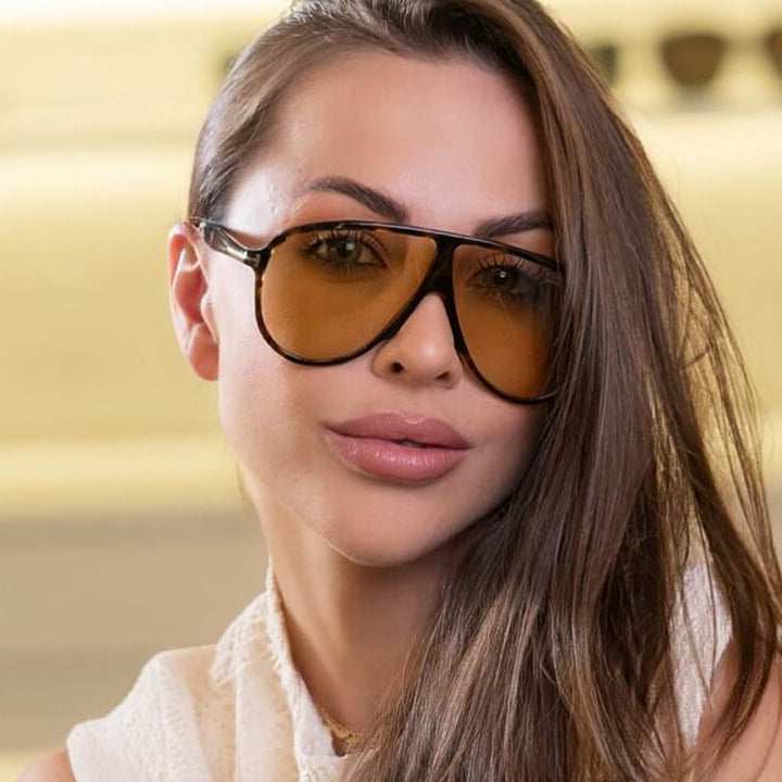 Women's fashionable glasses with large trendy frame Skanto