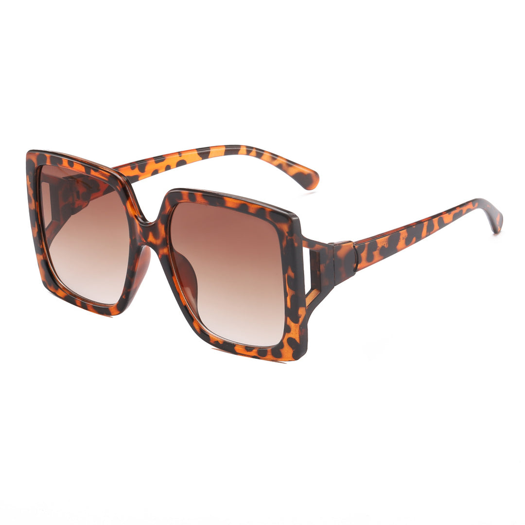 Dame modische oversized solbrille med gradient-innfatninger Skanto