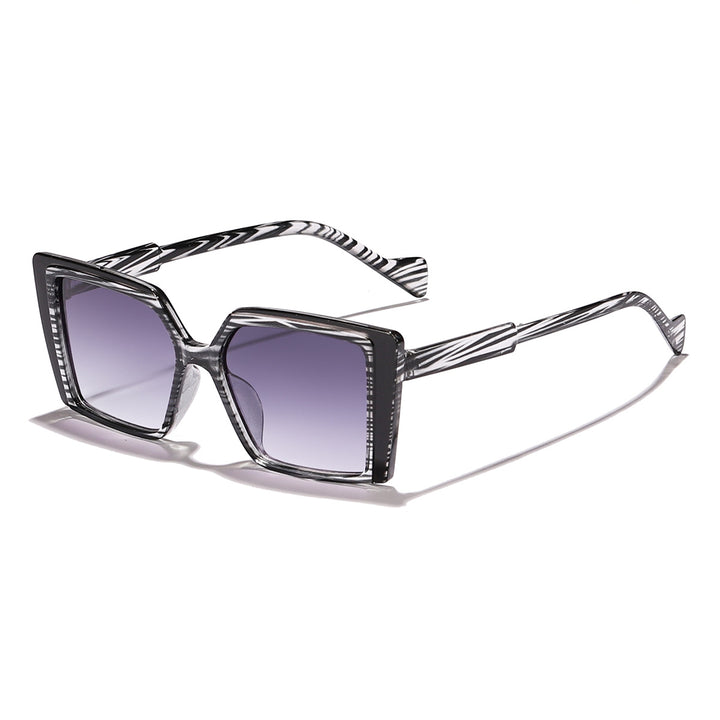 Damer elegante firkantede solbriller med speilende glass Skanto