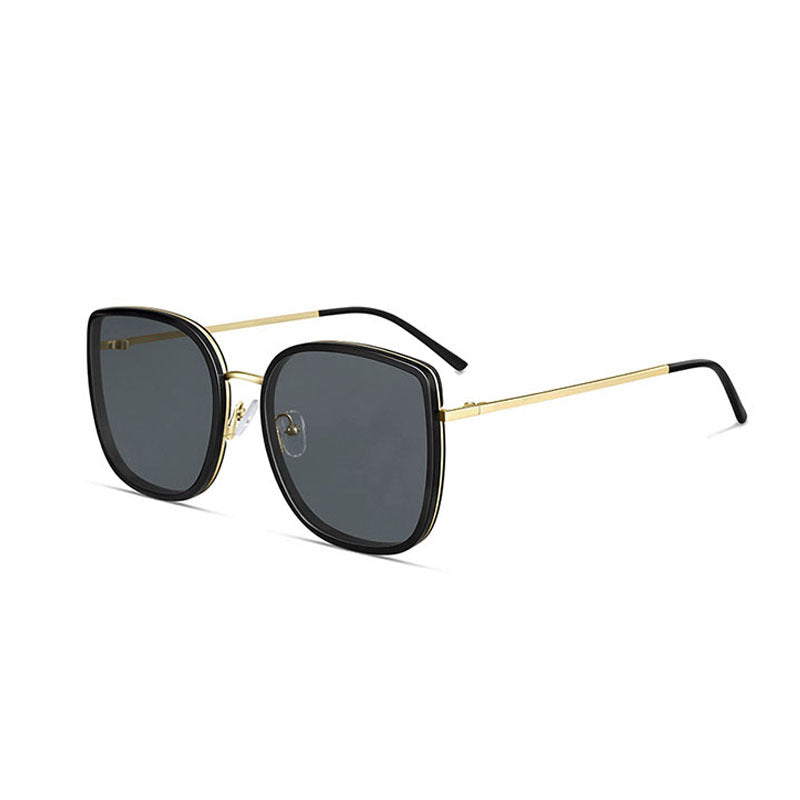 Damer Motebetont Oversized Solbriller i elegant Quadratdesign Skanto