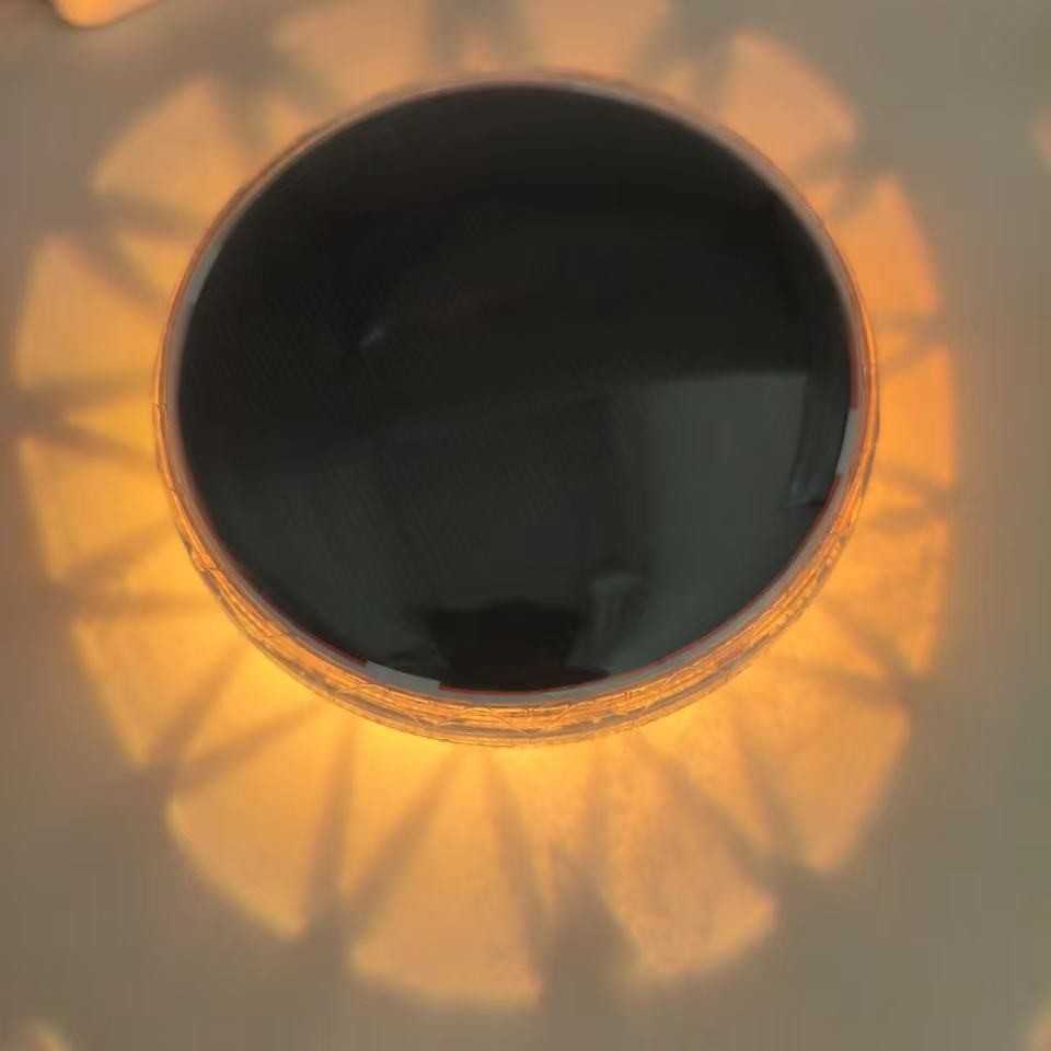 Flytende Sol RGB Svømmebelysning Med Vanntett LED-ring Og Dusk-til-Dawn Sensor Skanto