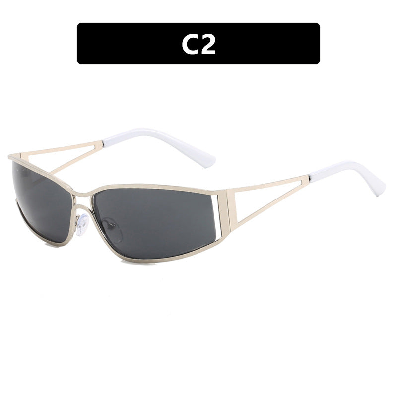Women's sporty sunglasses with modern frame Skanto