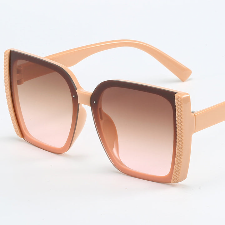 Dame oversized Designer-solbriller i moderne flettet design Skanto