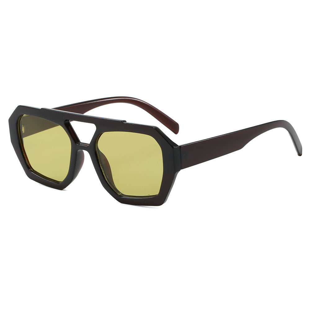 Dame geometrisk solbrille i ekstravagant design Skanto
