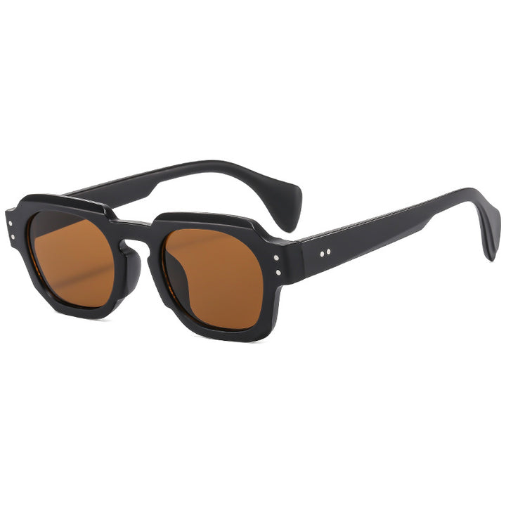 Damer moteriktig solbrille i unikt åttekantet design Skanto