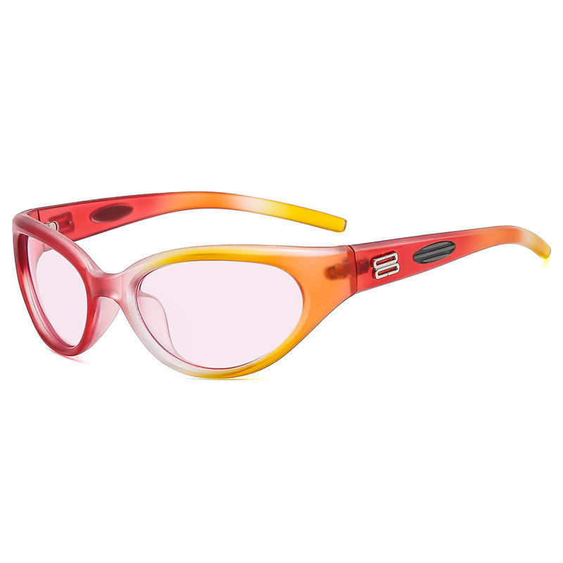 Women's extravagant sunglasses with curved design Skanto