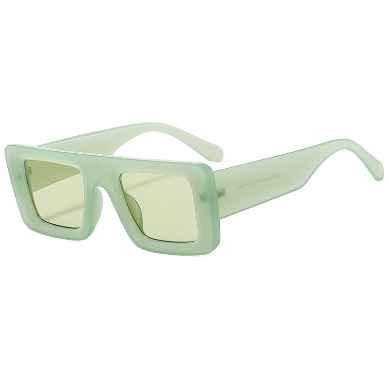 Damer Moderiktig kvadratisk solbrille med ekstra bred ramme Skanto