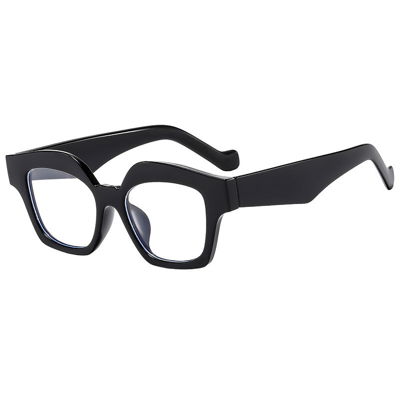 Dame designer solbrille i moderne skilpadde stil Skanto