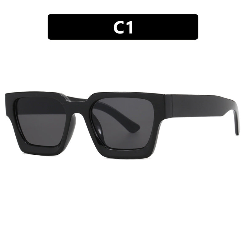 Women's Fashionable Square Reading Glasses with Transparent Frame Structure Skanto