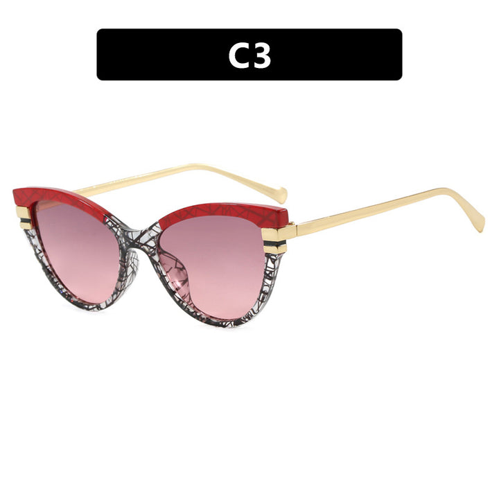 Damer Cat-Eye solbrille med elegante metallakenter Skanto