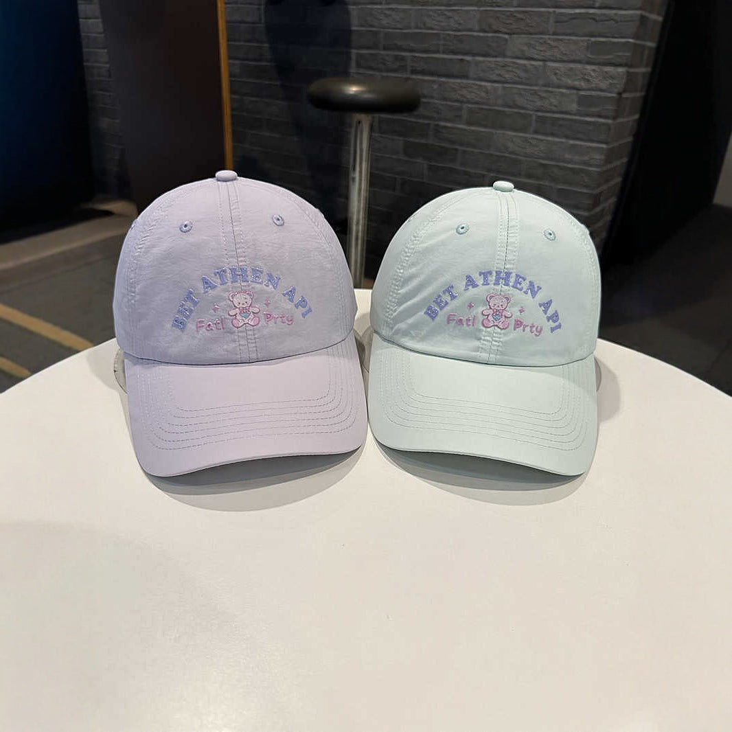 Kvinne Lekende Brodert Caps Skanto