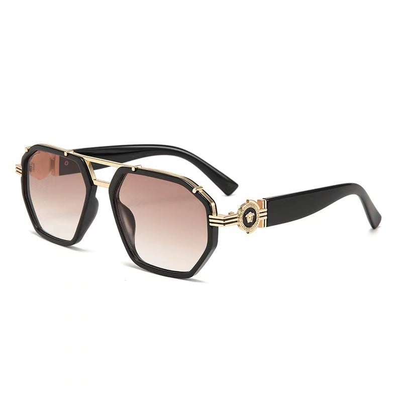 Damer trendy solbriller i ikonisk åttkantet design Skanto