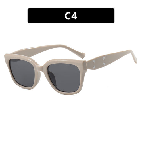 Women's Fashionable Square Sunglasses with UV Protection and Elegant Plastic Frame Skanto