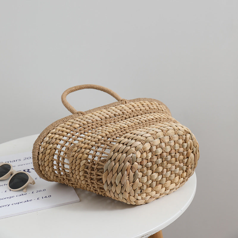 Handmade rattan bag with a removable insert Skanto