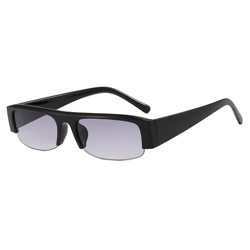 Women's urban style sunglasses with wide frame and protective UV filter Skanto