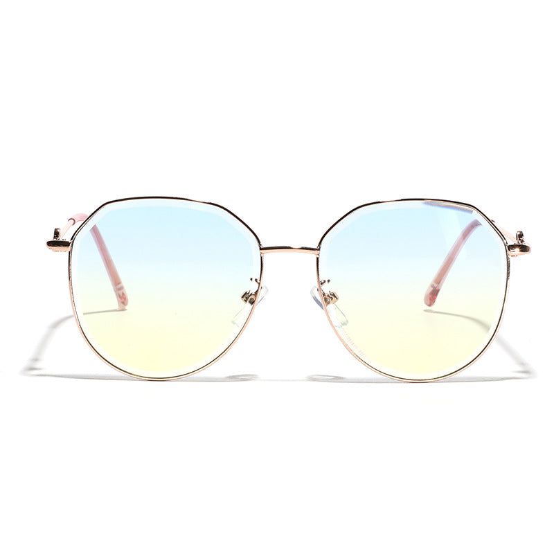 Dame geometrisk solbrille i elegant design Skanto