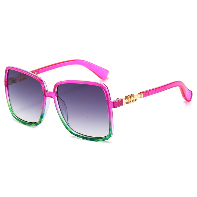 Damer modische solbrille med unik fargegradiant Skanto