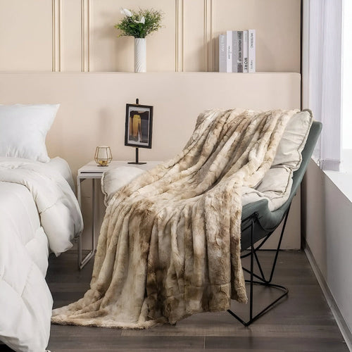 Skanto | Myk Velour Vinterpledd – Varm Korall Fleece Pledd i Batik Stil