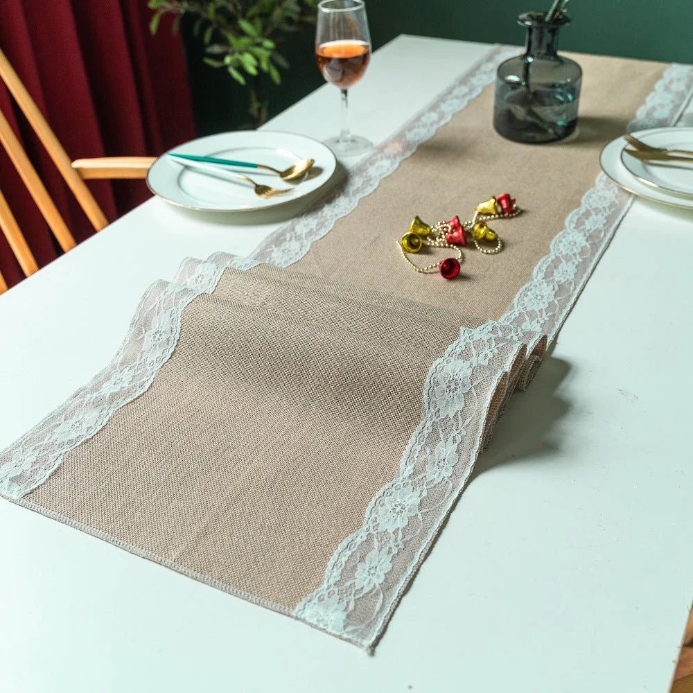 Skanto | Ornate Blossom Blondekant Dukløper