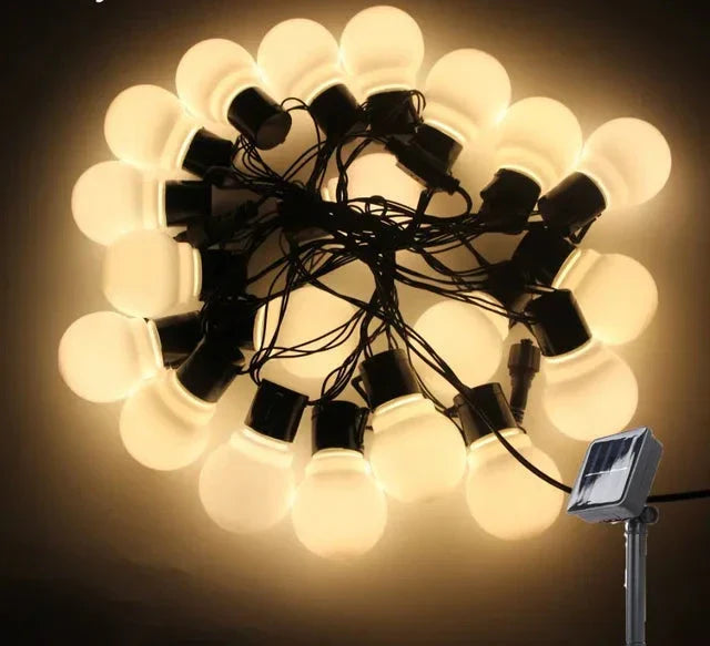 Skanto | Stilig Vegglampe med Vanntett Finish