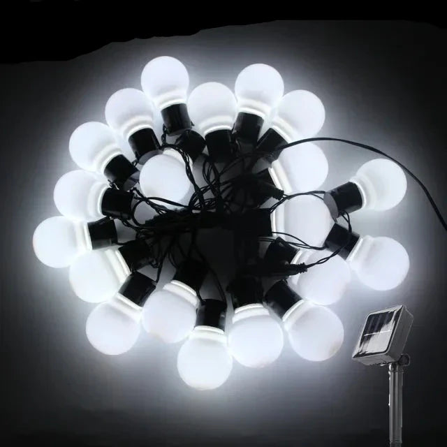 Skanto | Stilig Vegglampe med Vanntett Finish