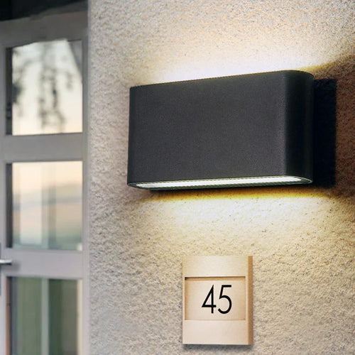 Vanntett LED utendørs vegglampe – Moderne belysning for hjem og hage | Skanto