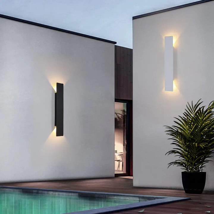 Skanto | Værbestandig Aluminium Vegglampe for Utendørs med LED Lys - IP65, Enkel Installasjon og Holdbart Design