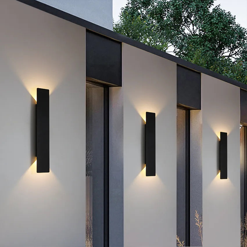 Skanto | Værbestandig Aluminium Vegglampe for Utendørs med LED Lys - IP65, Enkel Installasjon og Holdbart Design