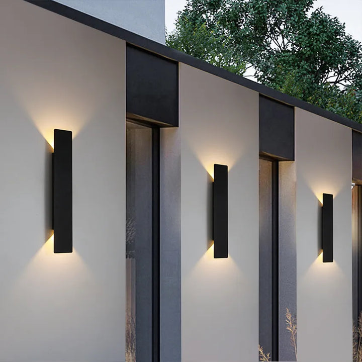 Skanto | Værbestandig Aluminium Vegglampe for Utendørs med LED Lys - IP65, Enkel Installasjon og Holdbart Design