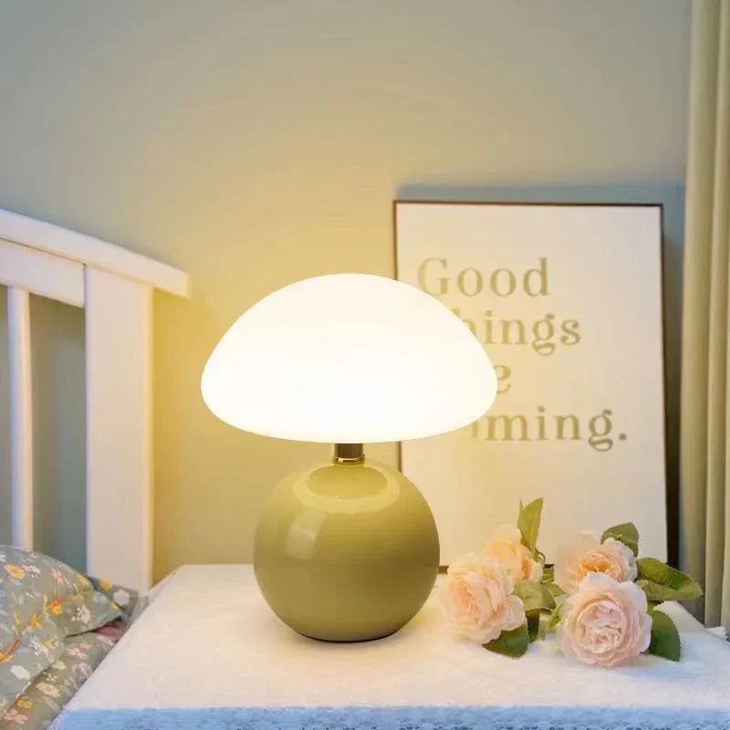 Skanto | Krem Sopp Lampe - Fransk Vintage Lampe