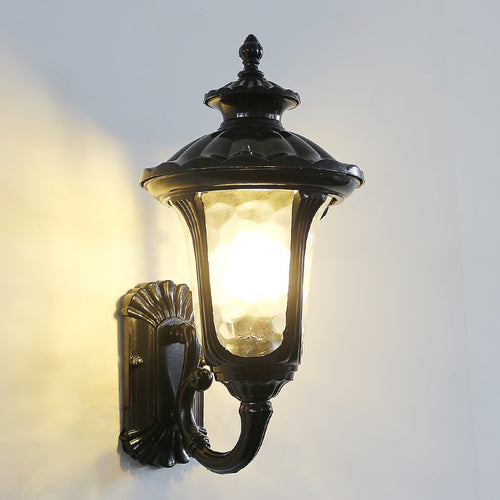 Skanto | Vanntett Retro Utendørs Vegglampe Frostet Glass