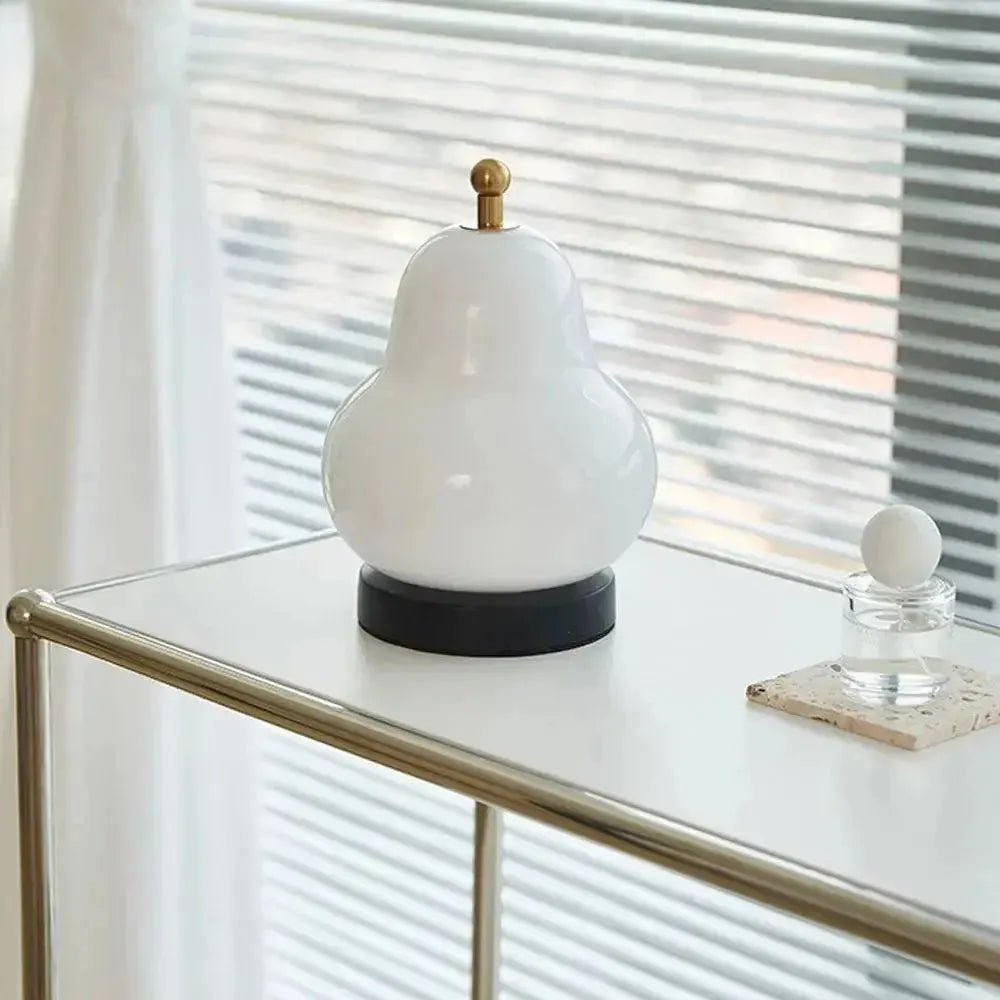Pæreformet Touch Dimmer Lampe med Varmt Lys Skanto