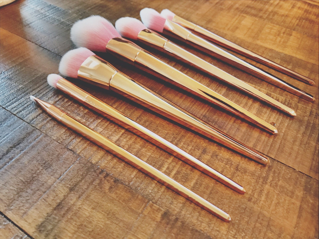 Rose Gold Kontur Makeup Pinsel - 7 Dels Sett | Skanto