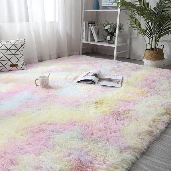 Plush Rainbow Fargerik Pelsteppe | Skanto