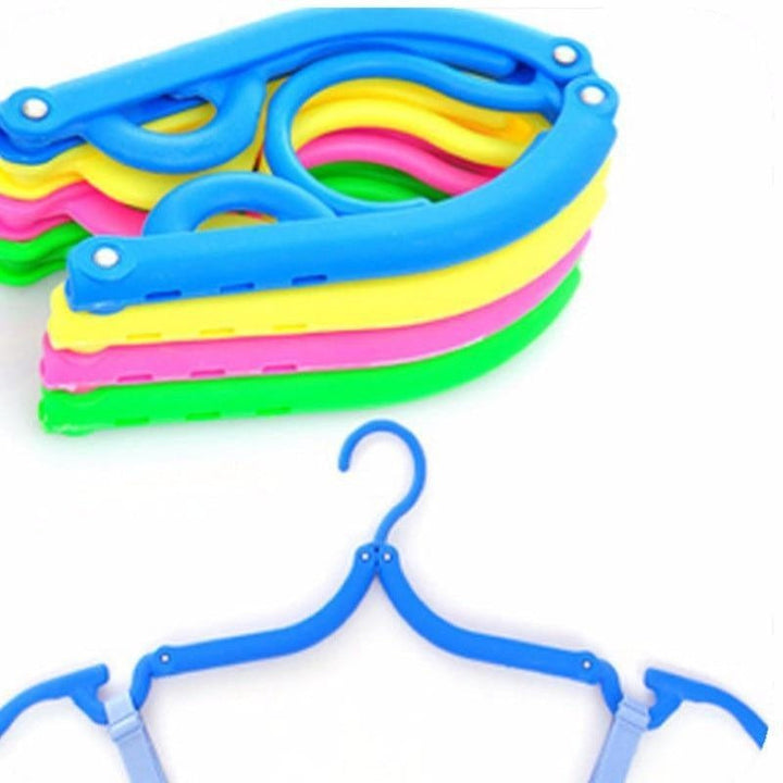 Folding Travel Hangers | Skanto