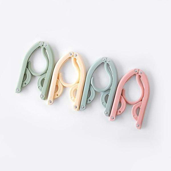 Folding Travel Hangers | Skanto