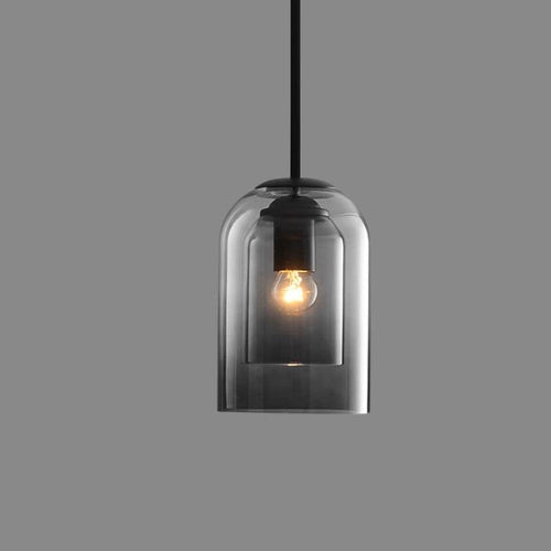 Mica Mid-Century Pendelleuchte – Doppelter Glasschirm mit Eisenbeschlägen