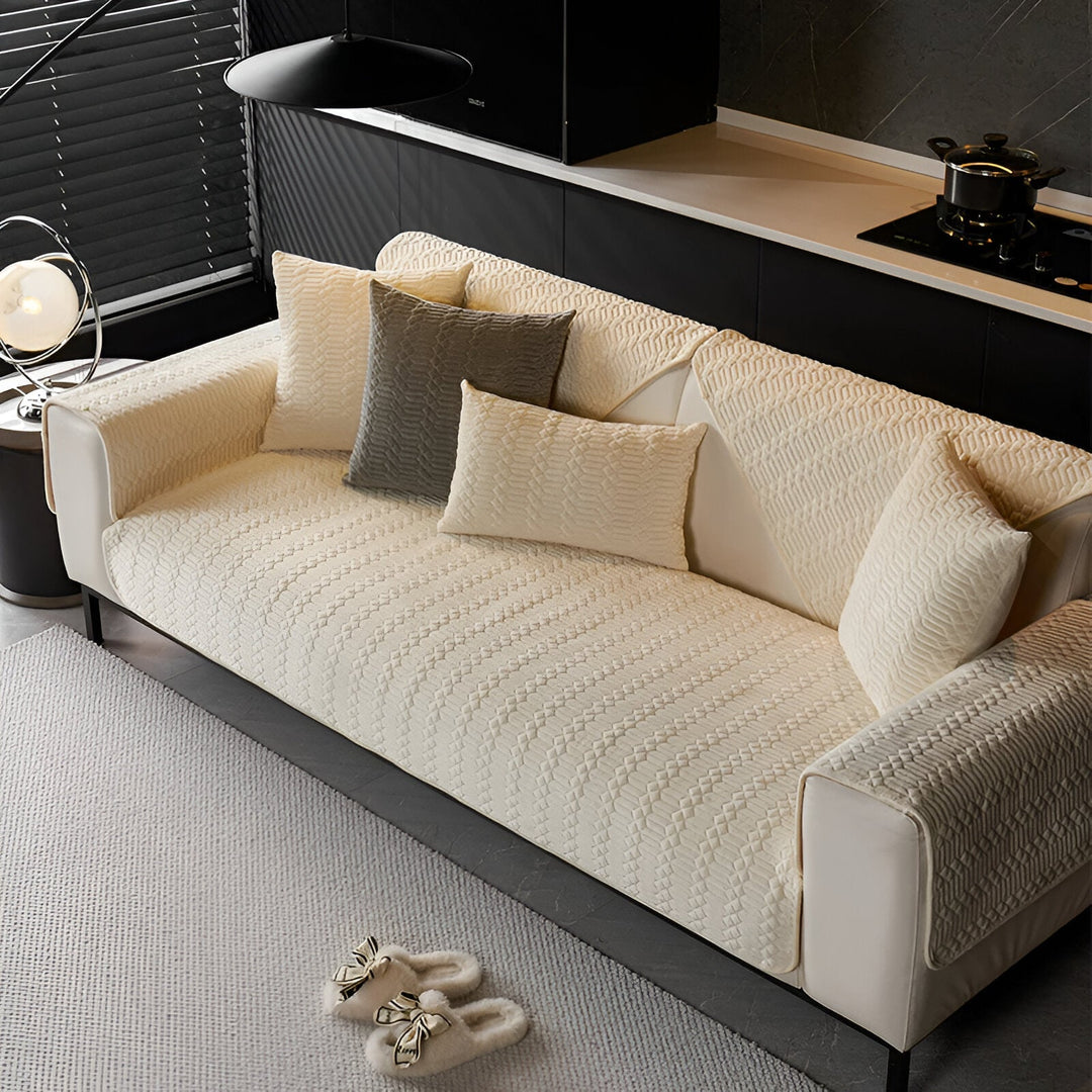 Skanto | Premium Plysj Velour Sofa Deksel – Luksuriøst Geometrisk Mønster med Antiskli Hjemmé