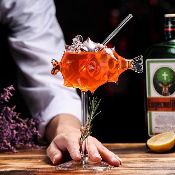 Pufferfish formet cocktailglass med glass sugerør | Skanto