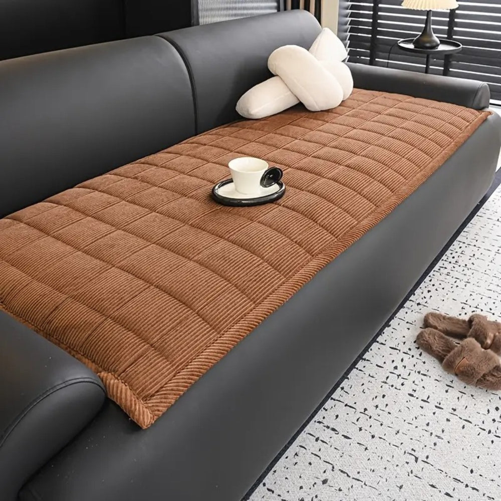 Skanto | Metro Line Quiltet Sofa Dekke Mat