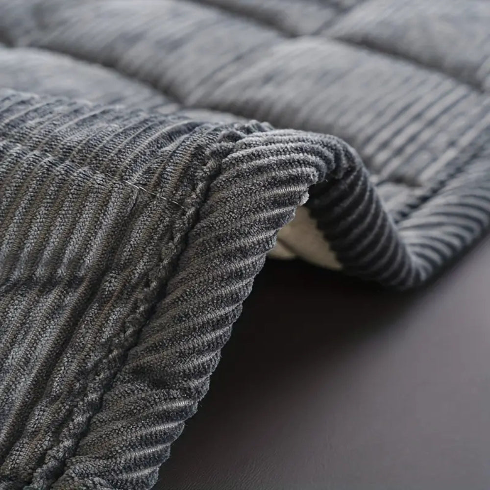 Skanto | Metro Line Quiltet Sofa Dekke Mat