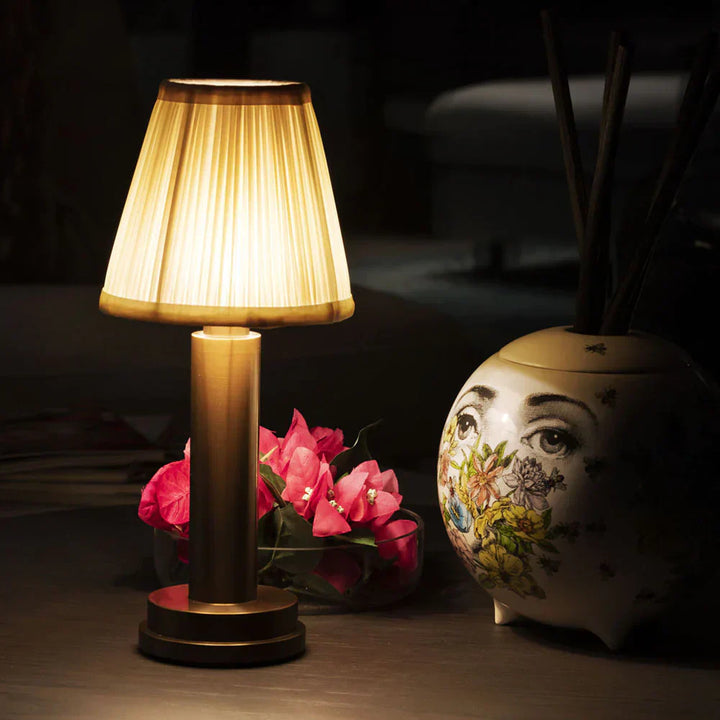 Trådlampe Elegant Bordlampe - Dimbar Trådløs Belysning for Hjemmet | Skanto